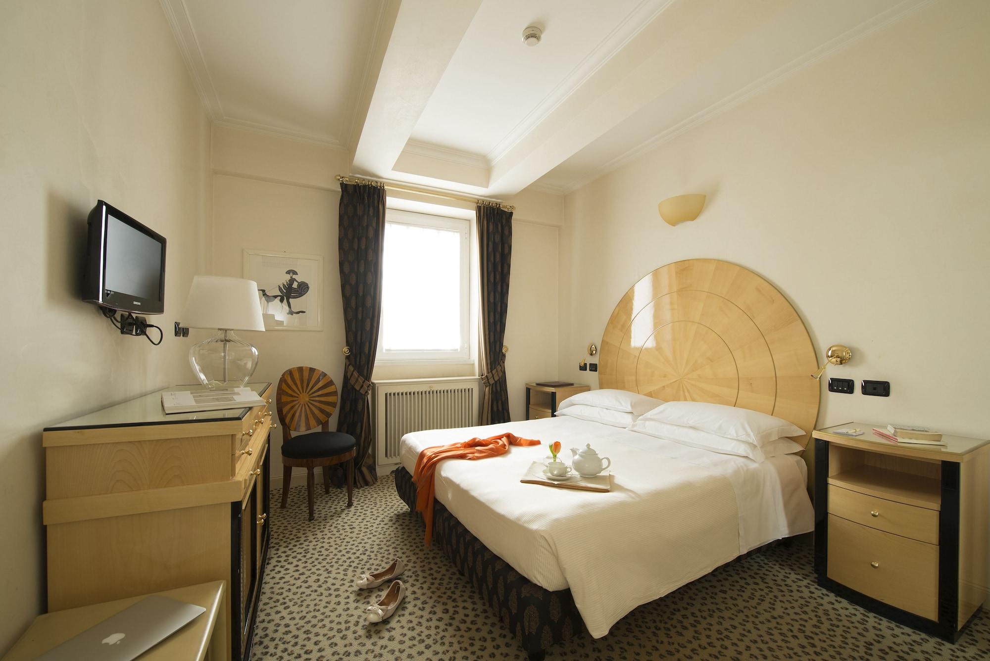 Hotel Gregoriana Рим Екстериор снимка