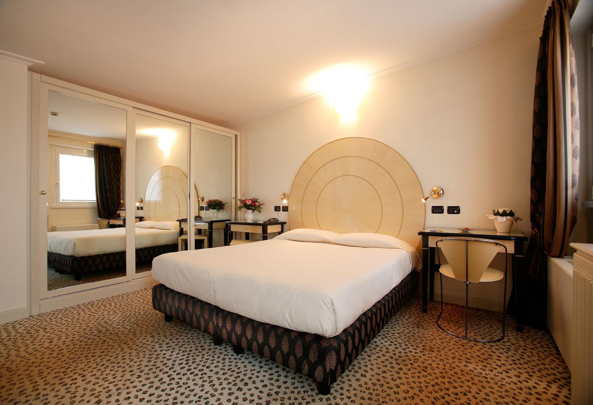 Hotel Gregoriana Рим Екстериор снимка