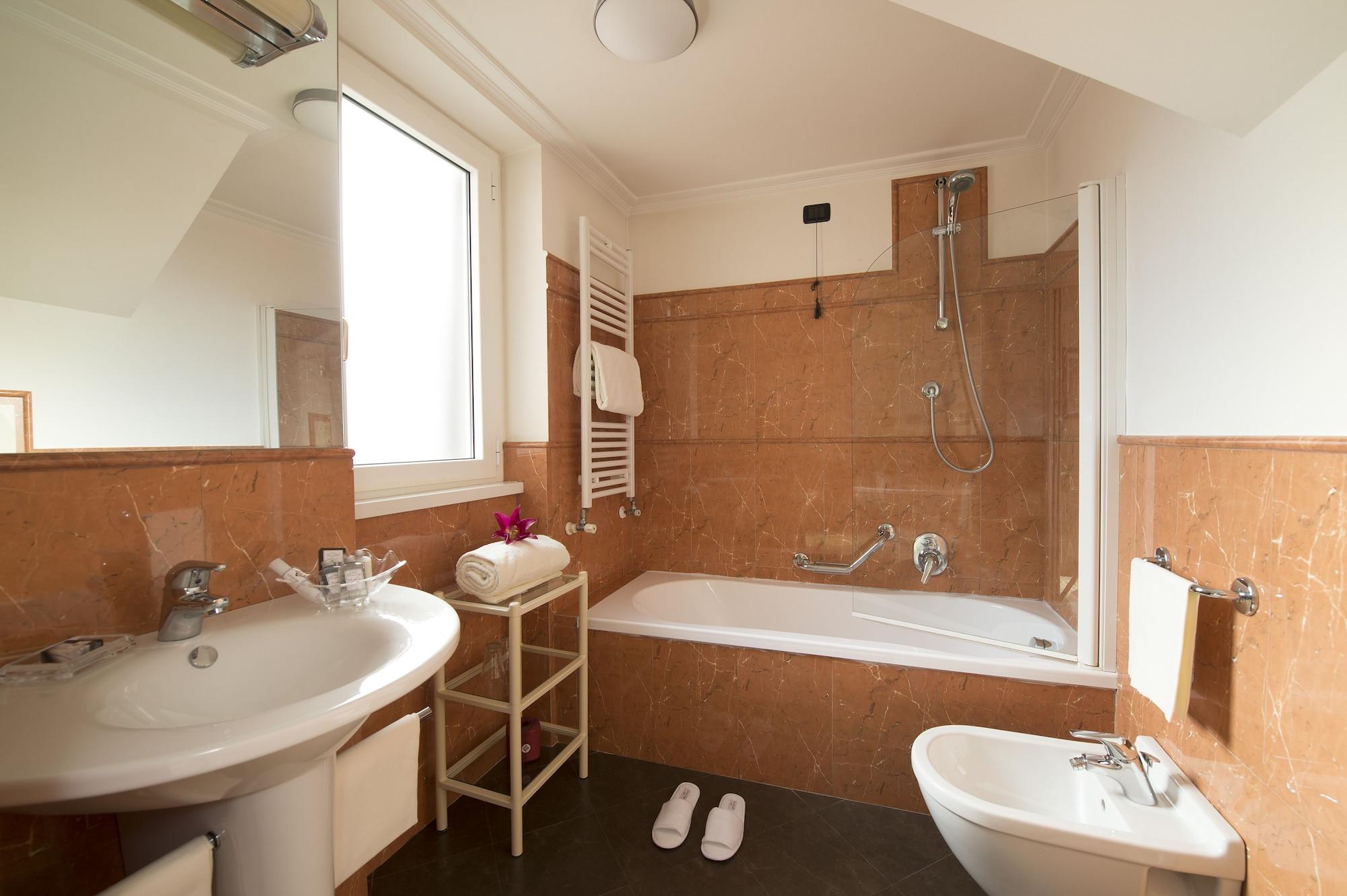 Hotel Gregoriana Рим Екстериор снимка
