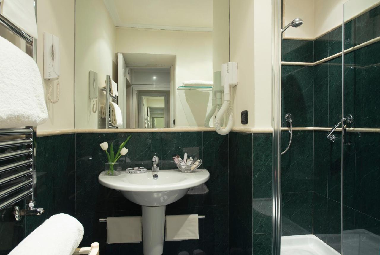 Hotel Gregoriana Рим Екстериор снимка